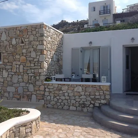 Lavish * Agios Ioannis Diakoftis