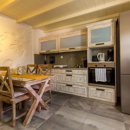 Apartment Lavish Agios Ioannis Diakoftis